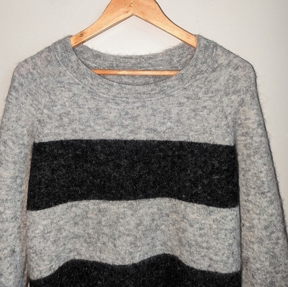 10 FEET Grey & Black Color Block Alpaca Knit Long Sweater Size Large - Picture 3 of 11